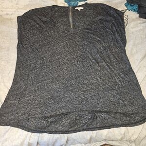 AE Sleeveless tshirt